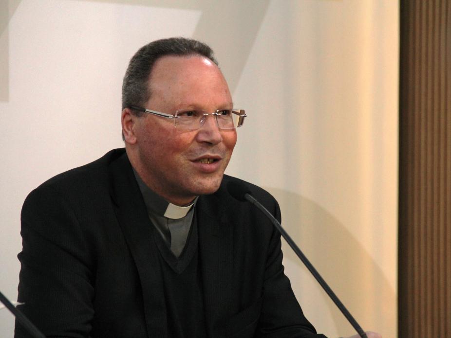 Padre Carlos Cabecinhas (Foto: PR/Agência ECCLESIA)